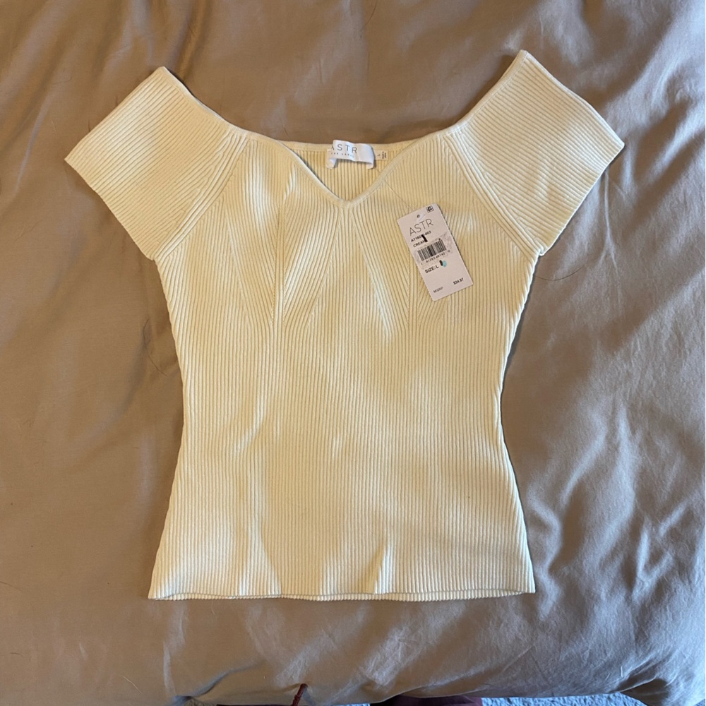 Astr Cream Textured Knit Top